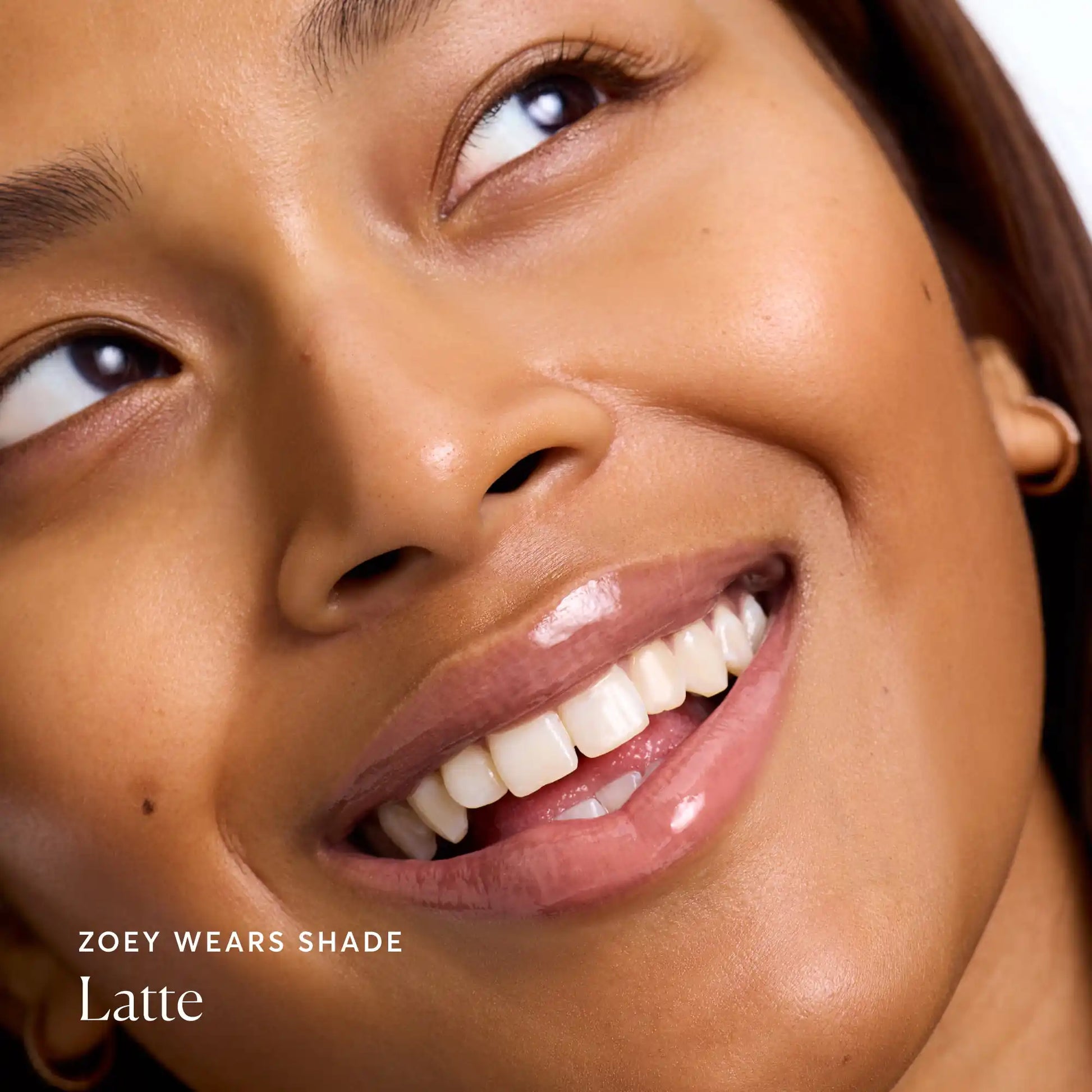 phyto-glow-lip-balm-latte-f7 NATR-60110-Alt-Images-Phyto-Glow-Lip-Balm-Latte-04.webp